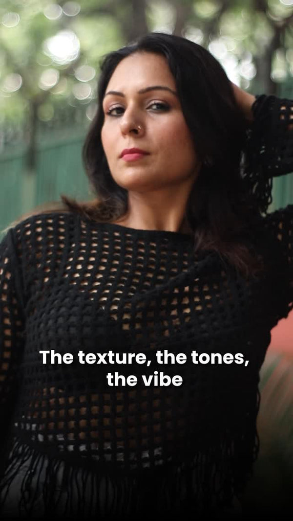 CROCHET OFF WHITE TOP