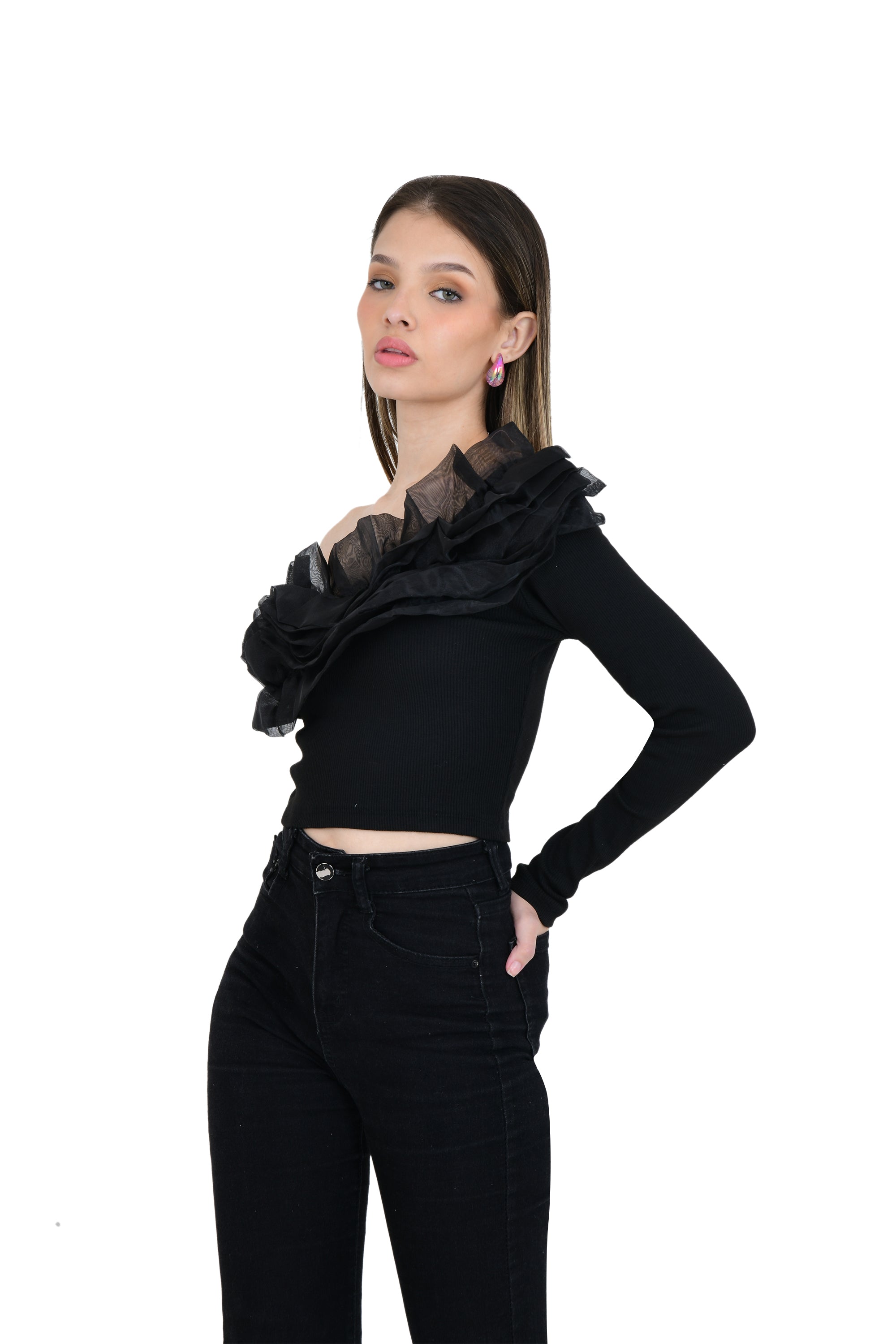 COTTON TOP WITH ORGANZA RUFFLE NECKLINE